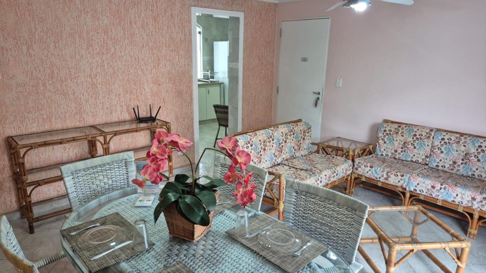 Condominio Baia Blanca Гуаружа Екстер'єр фото